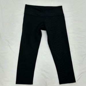 Lululemon Leggings Womens Size 6 Black Polka Dot Capri Length
